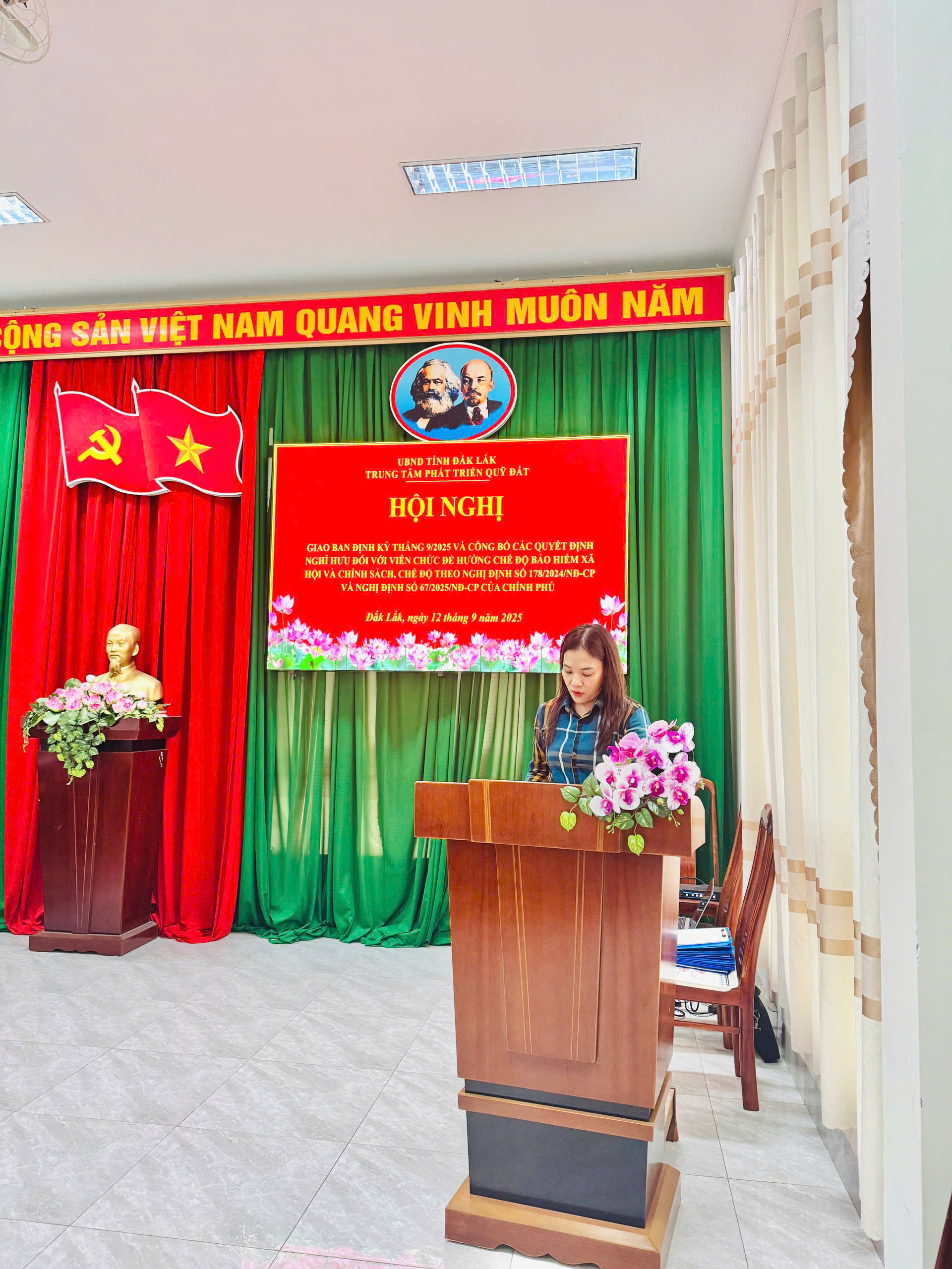 anh 2 bài 5